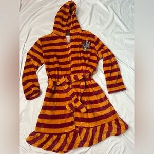 Harry Potter Gryffyndor Robes Girls Sz 14 Pjammies Wizarding World Crest